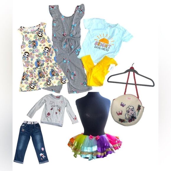 Bundle of Girls 4/5 Clothes (8 pcs) - Picture 1 of 7